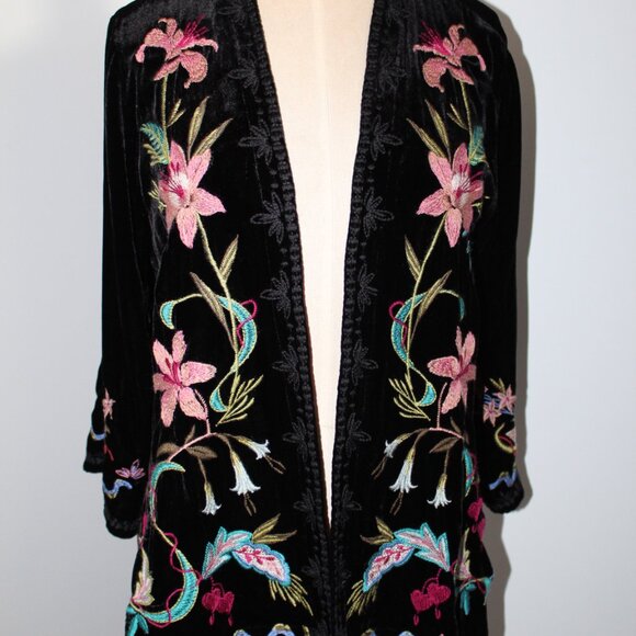 NWT Johnny Was 3J Workshop Biya JWLA Embroidered Velvet Bolero Amarylla Jacket - Picture 8 of 8